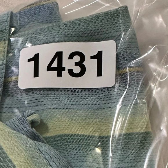 Tommy Bahama Silk Dress Shirt Men’s button up short sleeve Size L #1431 - Picture 6 of 6